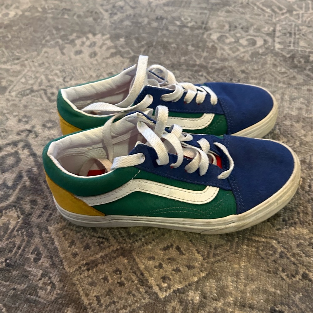 Kids vans size 1.5